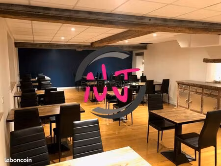 fonds de commerce  gîte  murs commerciaux  restaurant 450 m² soulaire et bourg