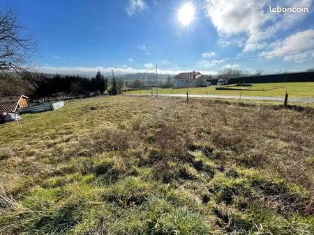 terrain constructible de 947m2