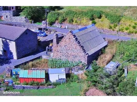 grange 2 pièces 137 m²