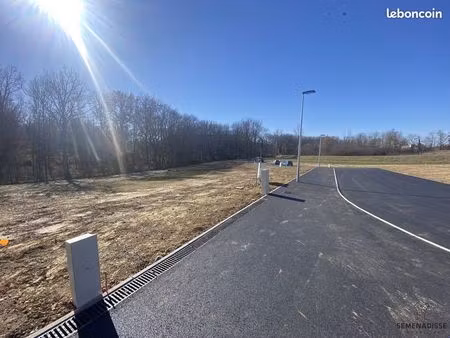 terrain 600 m² saint-clar-de-rivière