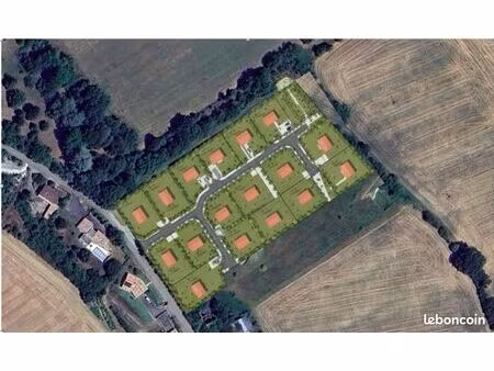 terrain 1 105 m² cuq