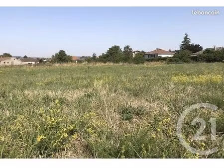 terrain 450 m² louvigny