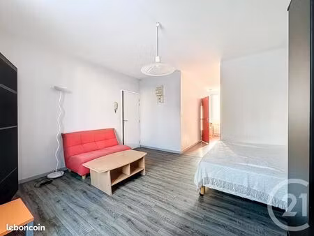 appartement 1 pièce 30 m²