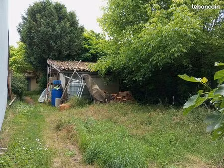 vente terrain 435 m² avec grange d'environ 50m²