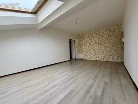 appartement 3 pièces 60 m²