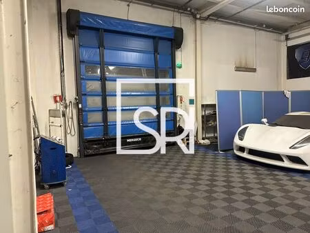 local d'activité 1 180 m²