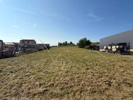 terrain constructible 829m2