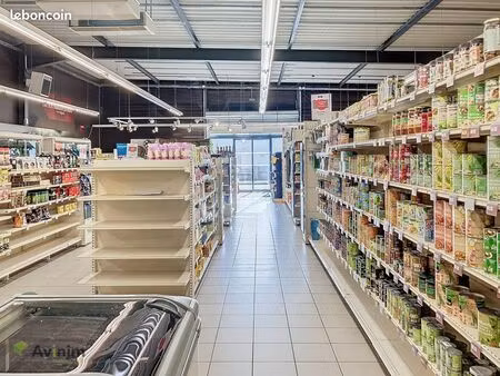 local commercial 300 m² fontaine-française