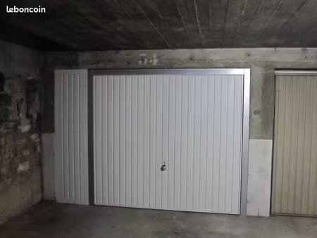 box fermé versailles montbauron