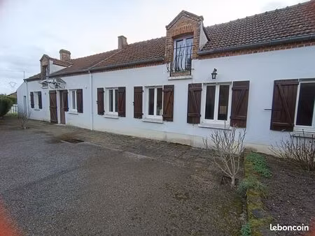 longère 4 pièces 146 m²