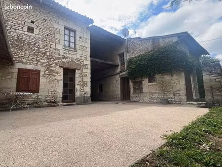 maison 8 pièces 156 m²