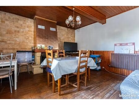 maison 3 pièces 138 m²