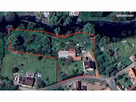 maison 3 appartements plus hangar et terrain