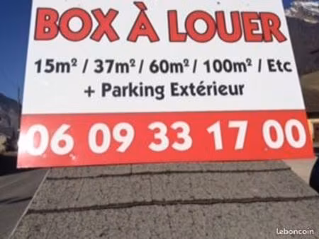 location box / container / parking de 15 m2 à + de 100 m2 à taninges