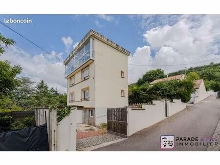 maison 6 pièces 120 m²