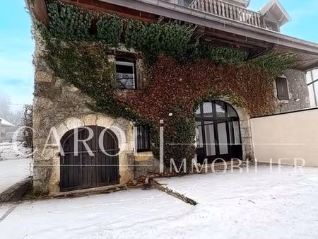 maison 5 pièces 195 m²