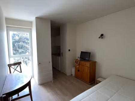 vente appartement 1 pièce 15.7 m² à jonzac (17500)  47 720 €