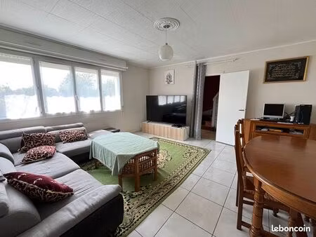 maison 5 pièces 90 m²