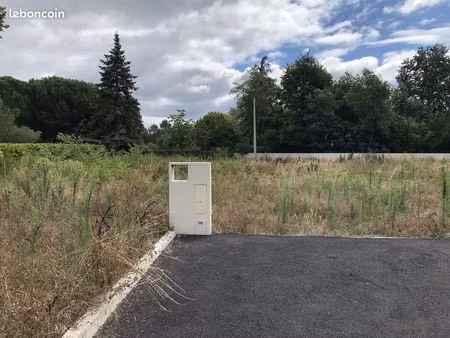 terrain 1200 m² la brède