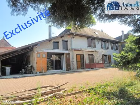 maison 5 pièces 177 m²
