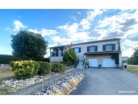 villa 5 pièces 121 m²