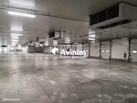 entrepôt 5166 m² la crèche