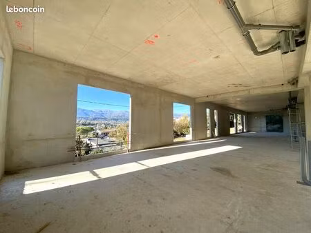 bureaux 390 m² cagnes sur mer