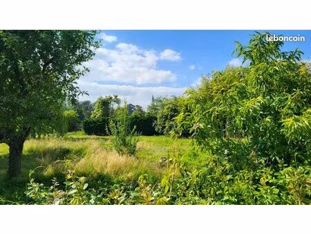 terrain 2000 m² romanèche-thorins