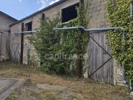 grange 2 pièces 215 m²