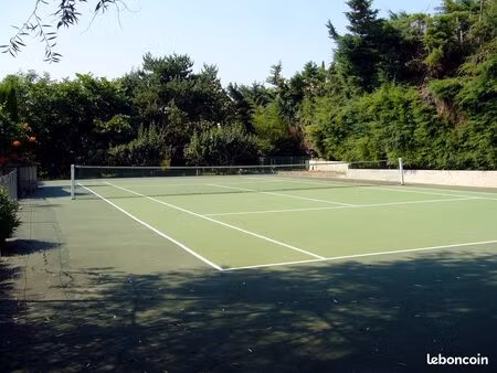 terrain de tennis prive en location
