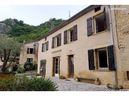 maison 4 pièces 140 m²