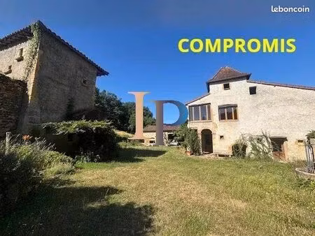 maison 8 pièces 195 m²