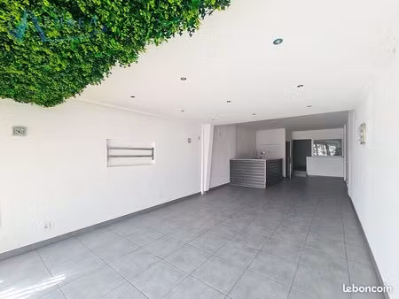 local commercial 95 m² villeneuve loubet