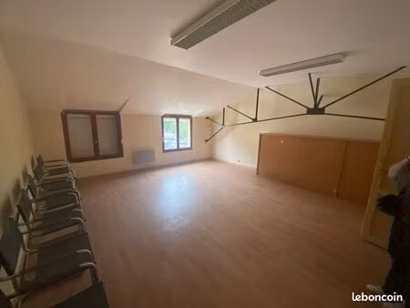 bureau en bail précaire