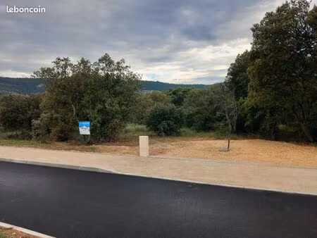 terrain 1 311 m² rustrel