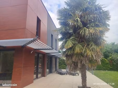 propriété 7 pièces 186 m²