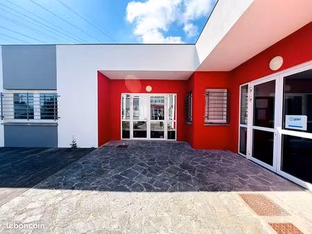 bureaux 232 m² martigues