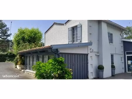 local commercial avec logement