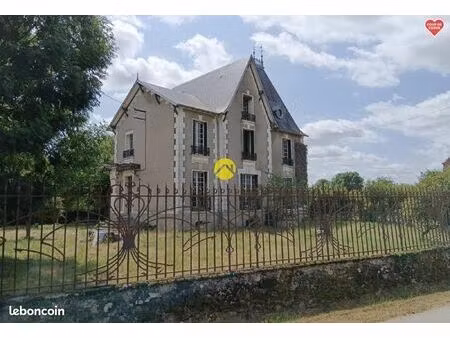 maison 6 pièces 180 m²