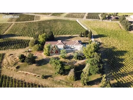 propriété 8 pièces 400 m²