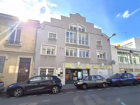 local 145 m² oullins