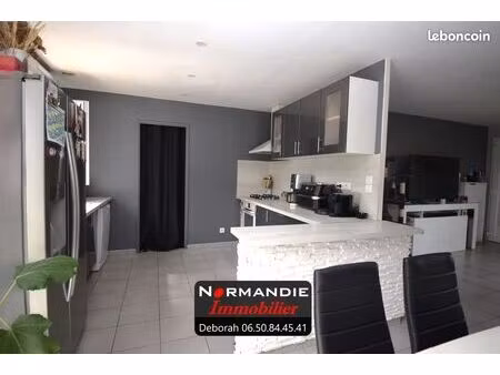 maison 8 pièces 142 m²