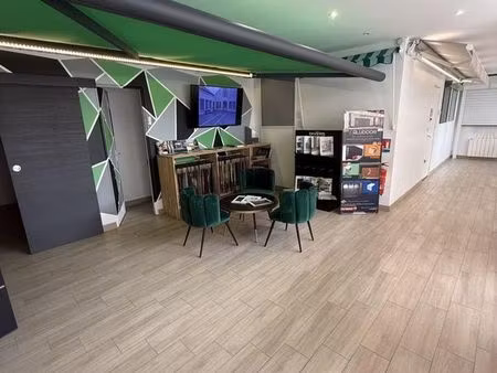 murs commerciaux 58 m² provins