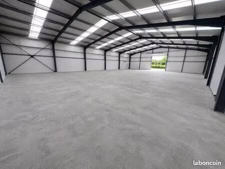 local 120 m² laveyron
