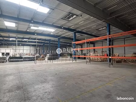 local 4630 m² mortagne-sur-sèvre