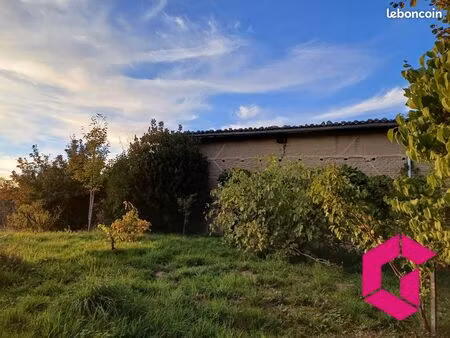 grange 3 pièces 193 m²