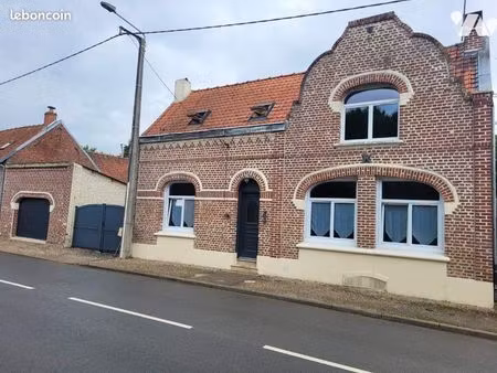 maison 8 pièces 174 m²