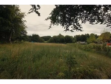 terrain à bâtir dans un cadre idyllique – 1 363 m²