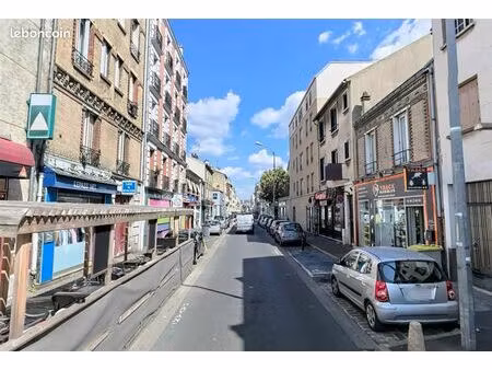 boutique 88 m² alfortville