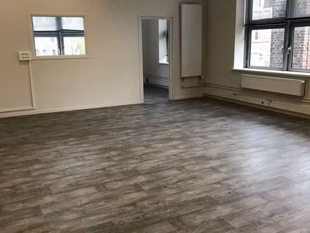 bureaux 73 m² tourcoing